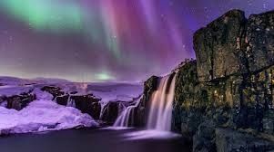 Guide to Northern Lights in Iceland: Viewing Locations, Travel Timing, and Planning Insights